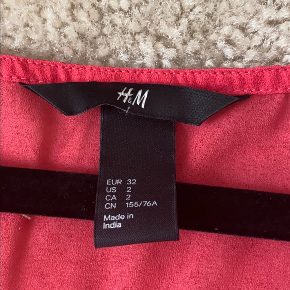 H&M Swim Cover-Up - Picture 4 of 4